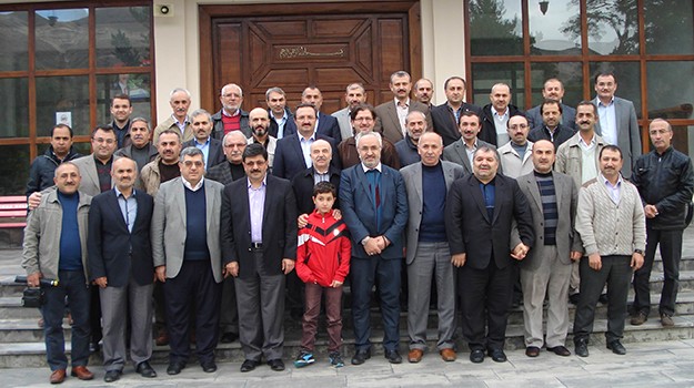 Eski günleri yad ettiler