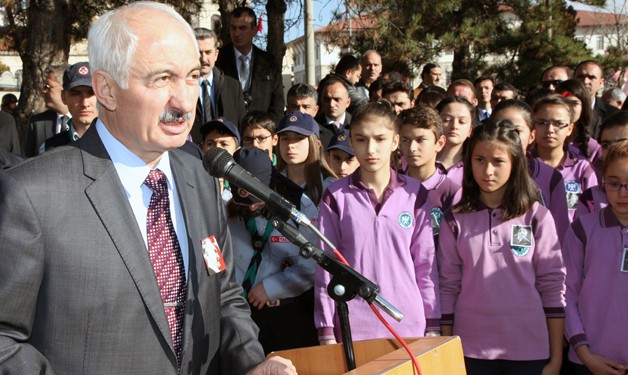 Sivas Valisi Alim Barut`tan 10 Kasım Mesajı