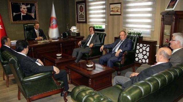Cü Rektörü Kocacık`tan, Baro Başkanı Eliş`e Ziyaret