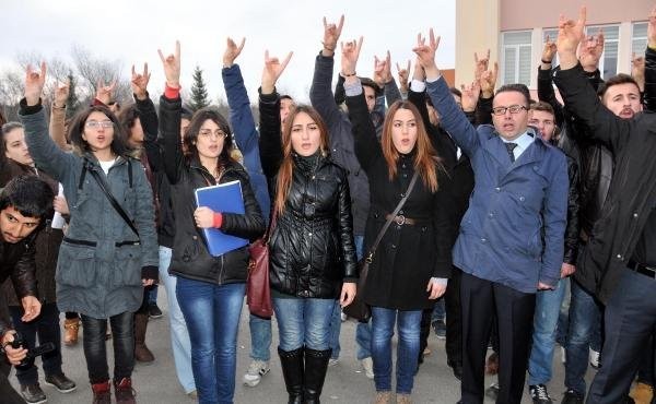Ülkücü Öğrencilerden Konsey Seçimi Tepkisi