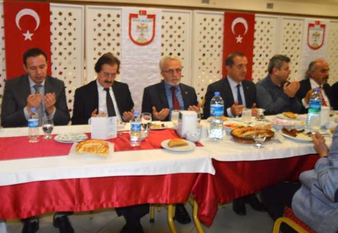 Basın Mensupları Protokolle Kaynaştı