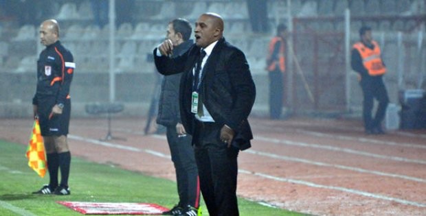 CARLOS ÇILDIRDI