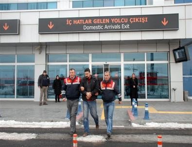 Sivas`ta Kadın Cesedi Bulunması