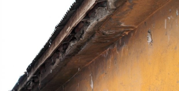 Bakımsız Oluklar Zor Anlar Yaşatıyor
