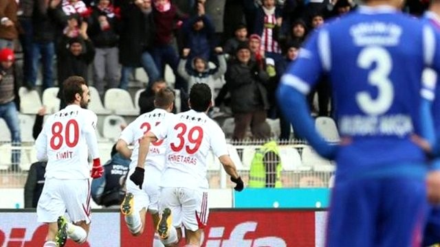 Sergen`li Sivas Siftah Yaptı: 2-0