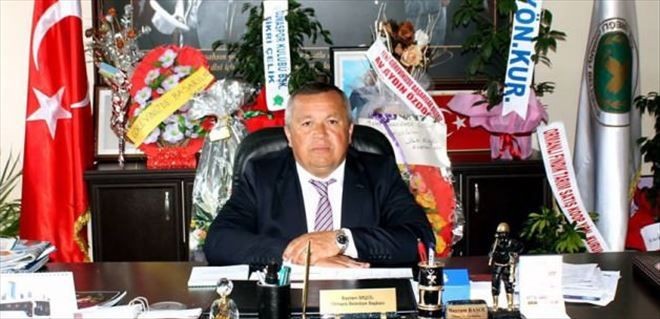 MHP´den istifa edip AK Parti´ye geçti
