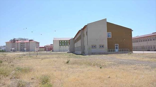 EĞİTİM YATIRIMLARI SON SÜRAT