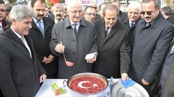 Birlik aşuresi dağıtıldı
