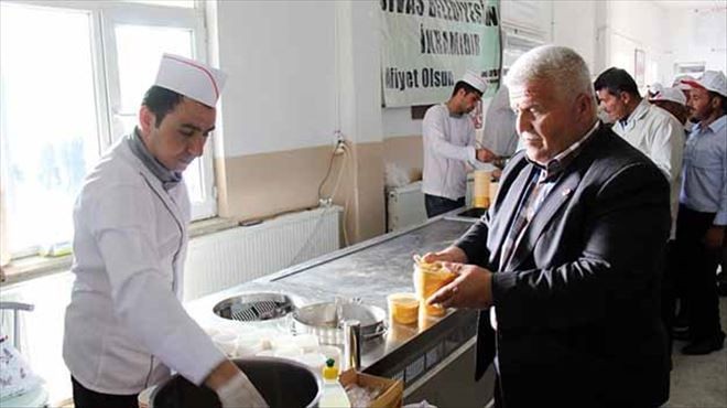 Gelenekselleşti