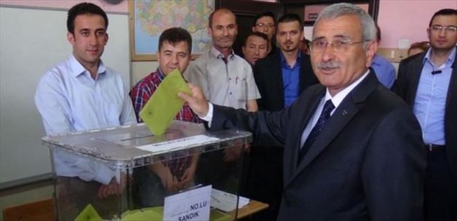 ´Haketmedim´ diyen vekil maaşını iade edecek