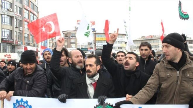 Sivas Demir Çelik İşçileri Bölündü