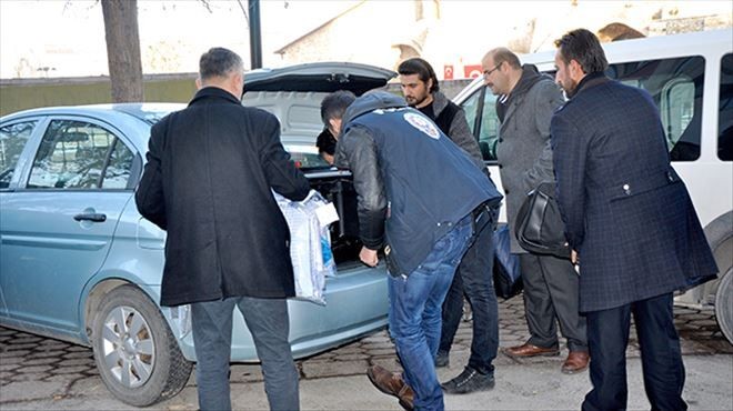 Toplanan paraları PDY´ ye aktarmışlar