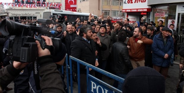 Başbakana Seslerini Duyuramadılar