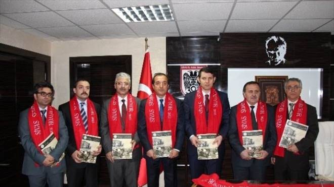 Sivas Şehitlerine Yürüyecek