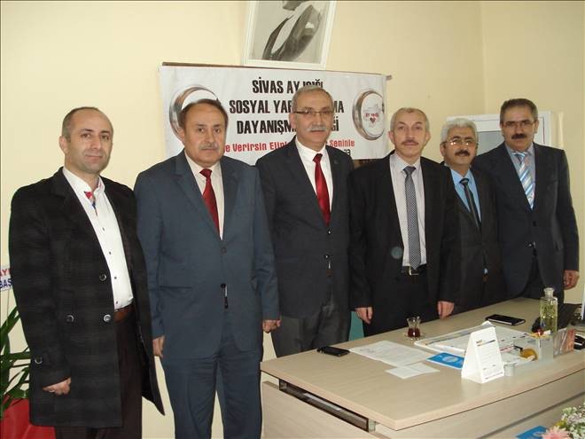 AY IŞIĞI DERNEĞİNİN AÇILIŞI YAPILDI