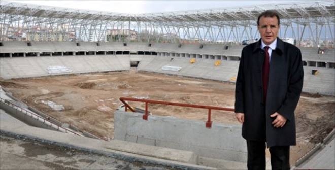 MÜTHİŞ STADYUM