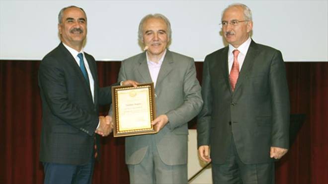 ŞİİRSEVERLER ŞİİRE DOYDU