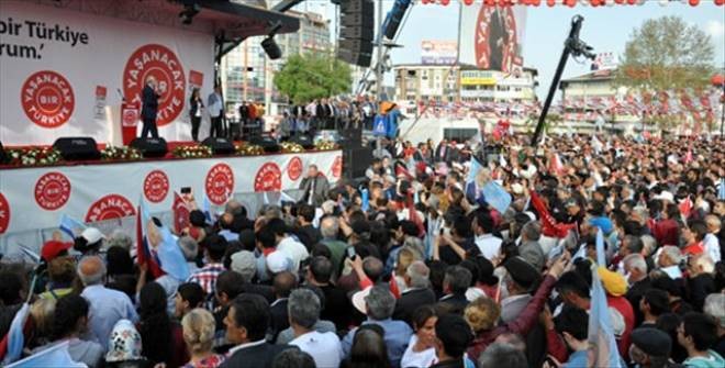 Yeni Bir Yol Haritası Belirlemek Zorundayız