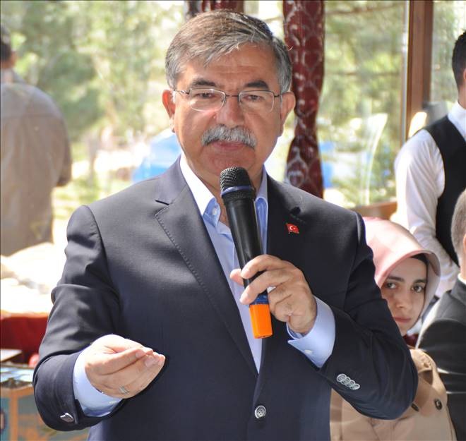 Herkesin Hukuka Saygılı Olması Lazım
