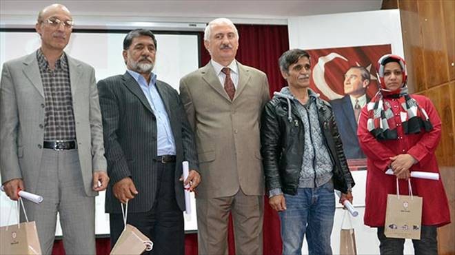 Mülteciler Türkçe öğrendi