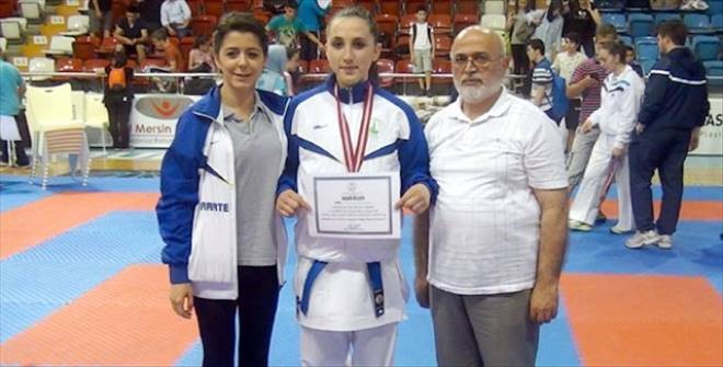 Senanur Türkiye 3.Sü Oldu
