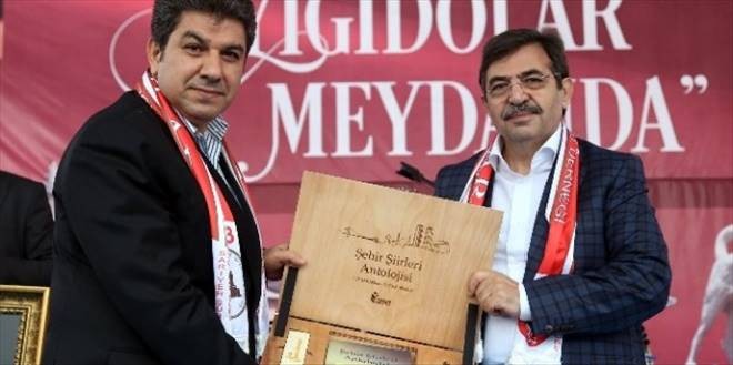 Bakan Güllüce: 