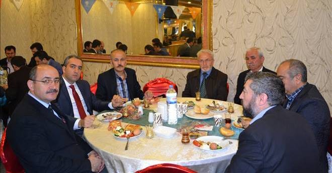 Sivas Bakan Yılmaz: Muhalefet Liderleri Seçimi Kaybederse İstifa Etmeli