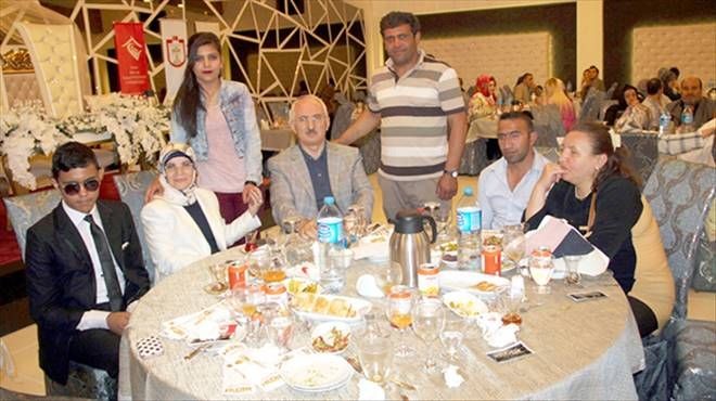 İFTARDA BULUŞTULAR