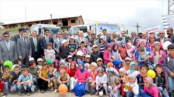 Köylere konteyner dağıtıldı