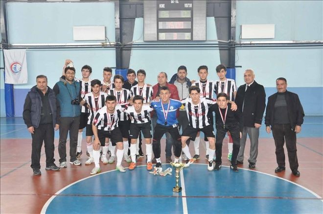Futsalda İl Şampiyonu Spor Lisesi Oldu