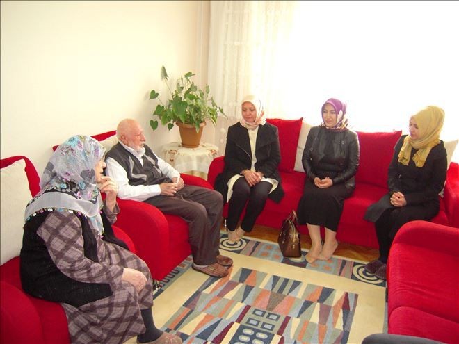 BİR YASTIKTA 60 YIL?