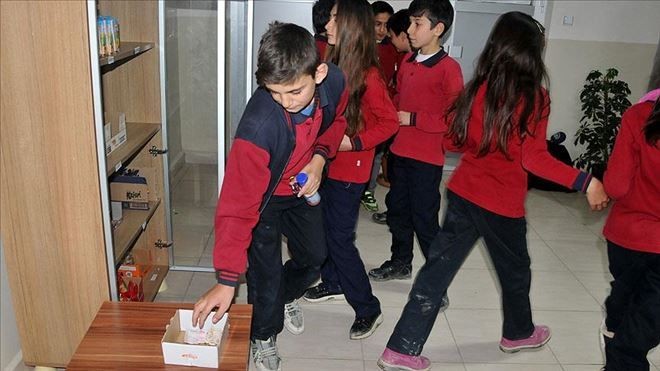 ´Dürüstlük Dolabı´ uygulamasına takdir belgesi