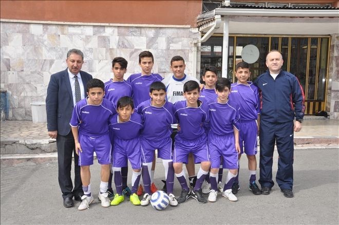 Mevlana ortaokulu yarı final için Malatya´da