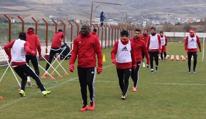 Yiğidolar tekle devam etti