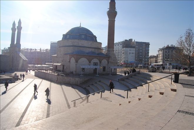 Şehit cenazeleri Kale Camii´nden kaldırılsın
