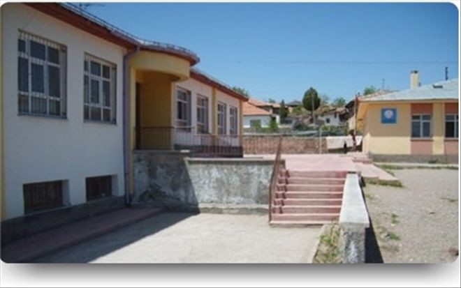 Gemerek´te eğitime bina engeli!