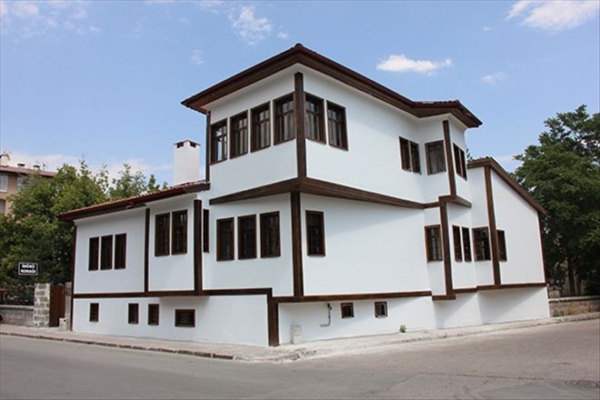 Sivas´ta restorasyonu tamamlanan İnönü Konağı müze olarak hizmet vermeye devam edecek.