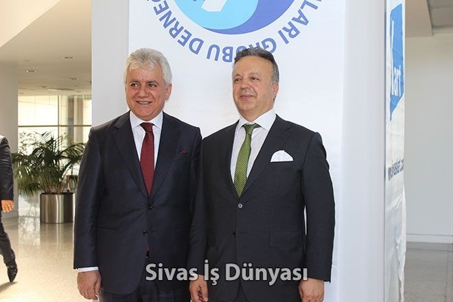 Sivaslı Sanayici ve İşadamları Grubunda Bayrak Değişimi