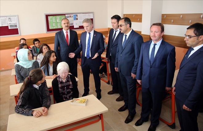 ÖĞRENCİLER KARNE HEYECANI YAŞADI?