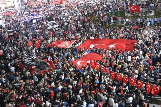 Sivas Milletin İradesine Sahip Çıktı