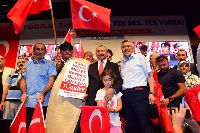 YİĞİDOLAR DARBEYE KARŞI TEK SES
