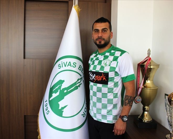 Sivas Belediyespor 8 Oyuncu İle Anlaştı