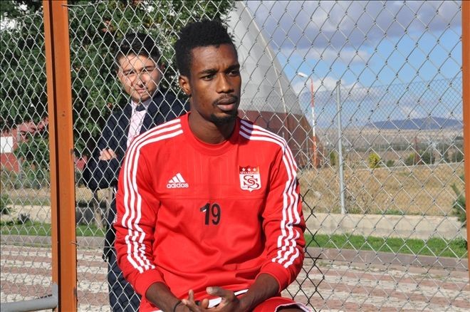 John Boye Kalıyor