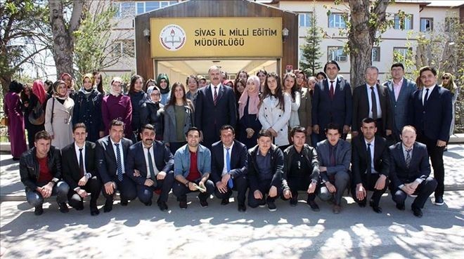 EĞİTİMİN YENİ NEFERLERİ GÖREVE HAZIR
