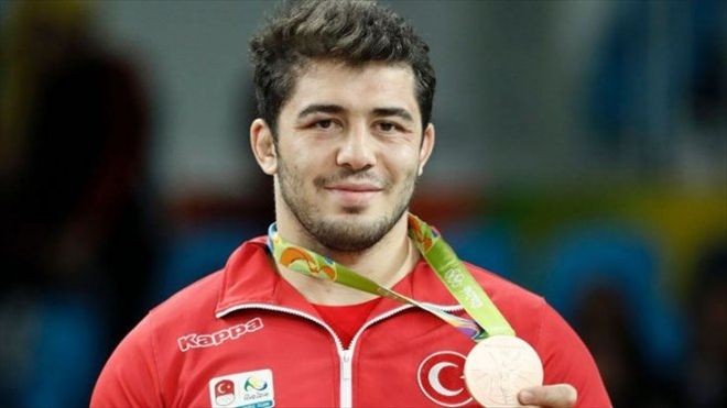 Taha Akgül ve Cenk İldem Bugün Sivas´a Geliyor