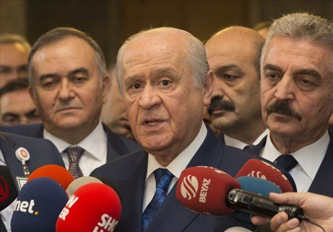Bahçeli: Yüzde 10 seçim barajı düşürülmeli
