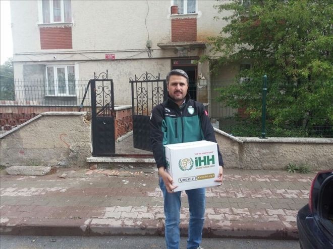 İHH kumanyaları Sivas´ta dağıtılmaya başladı.  