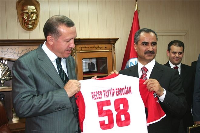 ?ONUNLA YOL ARKADAŞLIĞI YAPMAK BÜYÜK ONURDUR?