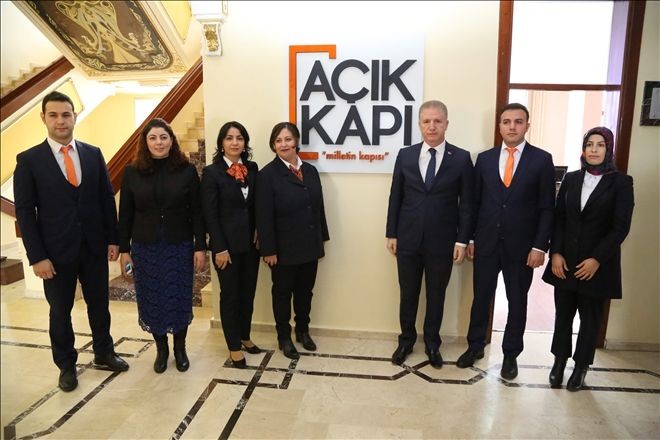 Gül, ´Açık Kapı´yı Kamuoyuna Tanıttı