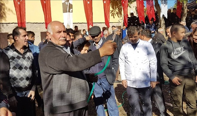 Sivas´ta köylülerin 60 yıl sonra su sevinci